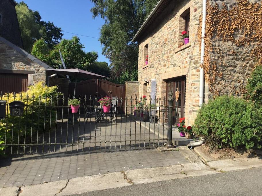 La Petite Maison Montleban Buitenkant foto