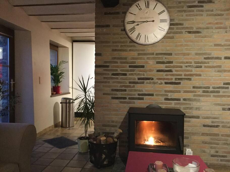 La Petite Maison Montleban Buitenkant foto